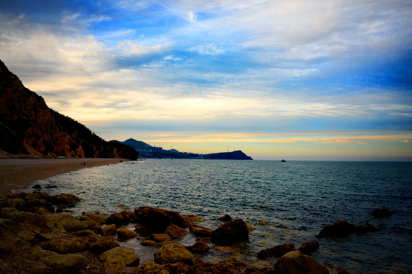 山海之间慢长岛